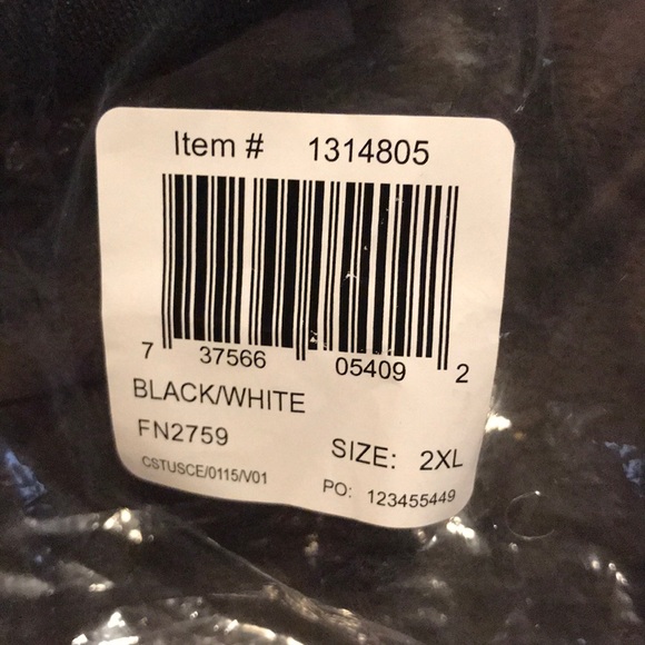 Adidas sweater - Picture 6 of 6